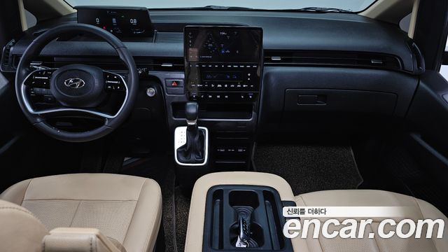 Hyundai Staria 2023 — photo 7
