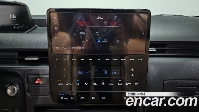 Hyundai Staria 2023 — photo 14