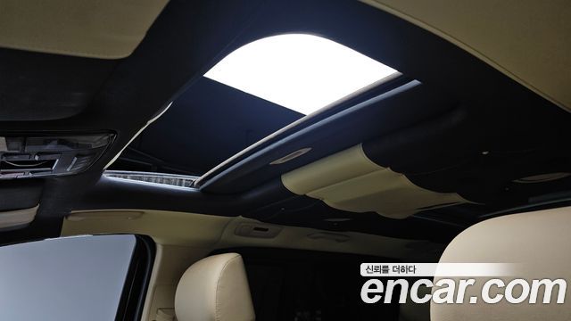 Hyundai Staria 2023 — photo 19