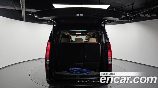 Hyundai Staria 2023 — photo 20