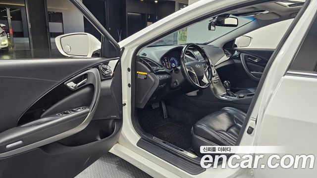 Hyundai Grandeur 2015 — photo 13