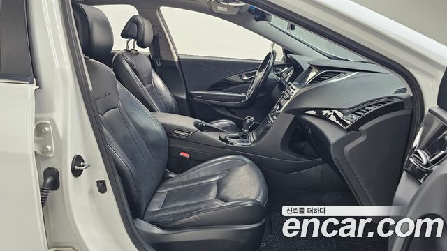 Hyundai Grandeur 2015 — photo 17