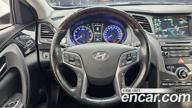 Hyundai Grandeur 2015 — photo 19