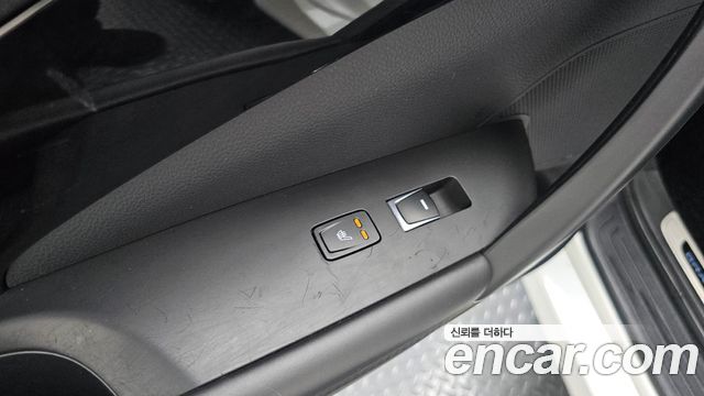 Hyundai Grandeur 2015 — photo 23