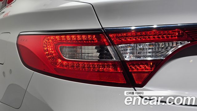 Hyundai Grandeur 2015 — photo 9