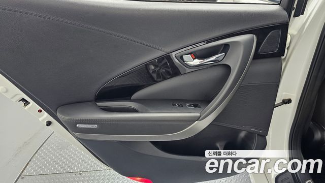Hyundai Grandeur 2015 — photo 15