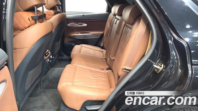 Genesis GV70 2024 — photo 17