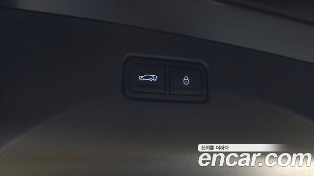 Genesis GV70 2024 — photo 23