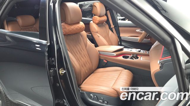Genesis GV70 2024 — photo 16