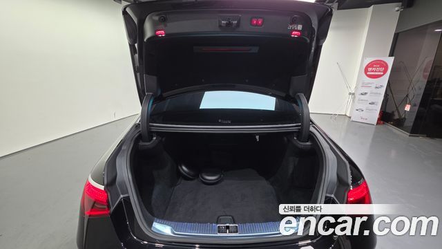 Mercedes-Benz S-Class 2024 — photo 20