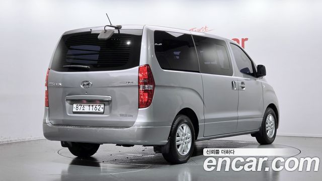 Hyundai Starex 2018 — photo 2