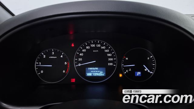 Hyundai Starex 2018 — photo 8