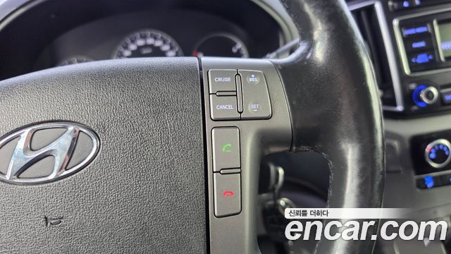 Hyundai Starex 2018 — photo 15