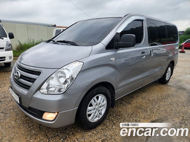 Hyundai Starex 2018 — photo 1
