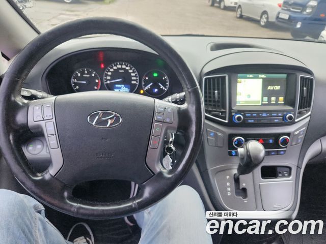 Hyundai Starex 2018 — photo 7