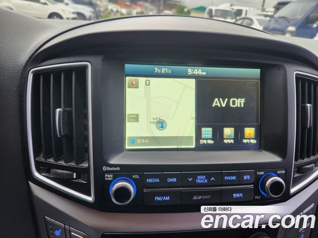 Hyundai Starex 2018 — photo 14