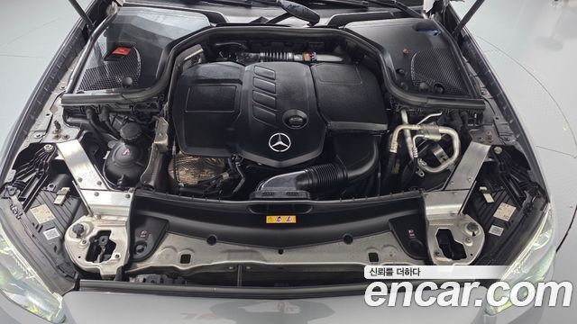 Mercedes-Benz E-Class 2021 — photo 6
