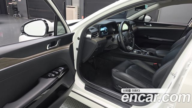Kia K5 2023 — photo 13