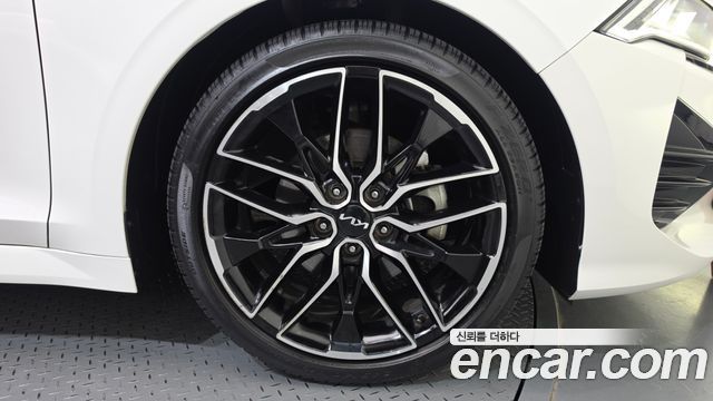 Kia K5 2023 — photo 7