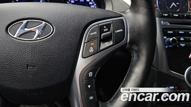 Hyundai Grandeur 2016 — photo 18