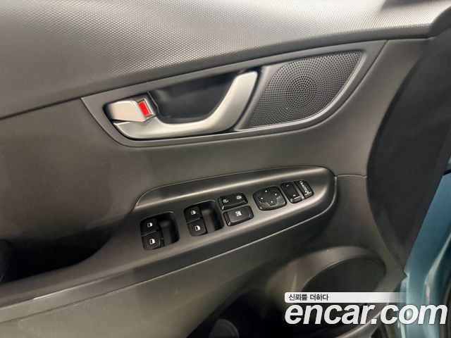 Hyundai Kona 2018 — photo 15