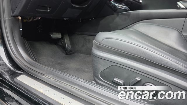 Hyundai Grandeur 2023 — photo 17