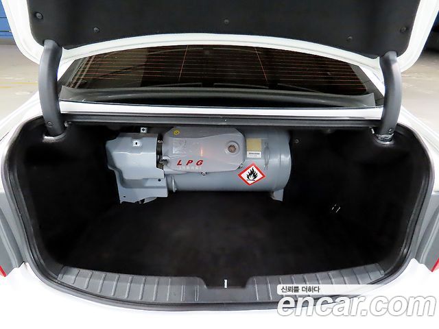 Hyundai Grandeur 2015 — photo 15