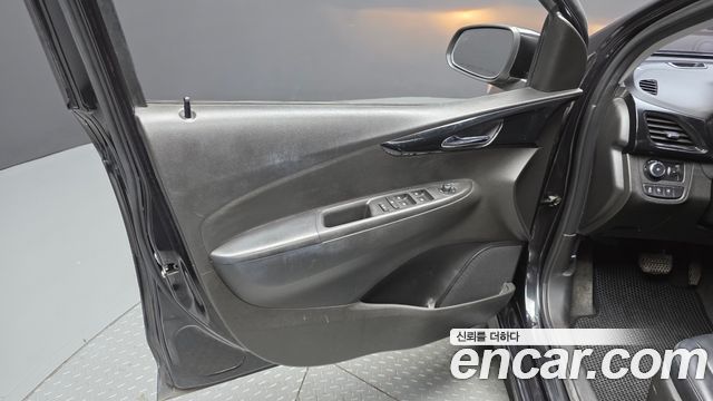 Chevrolet Korea Spark 2016 — photo 14
