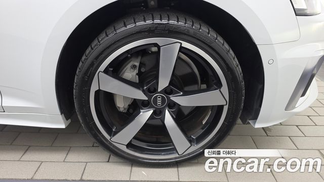 Audi A5 2023 — photo 7