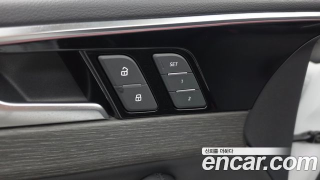 Audi A5 2023 — photo 28