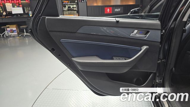 Hyundai Sonata 2016 — photo 15