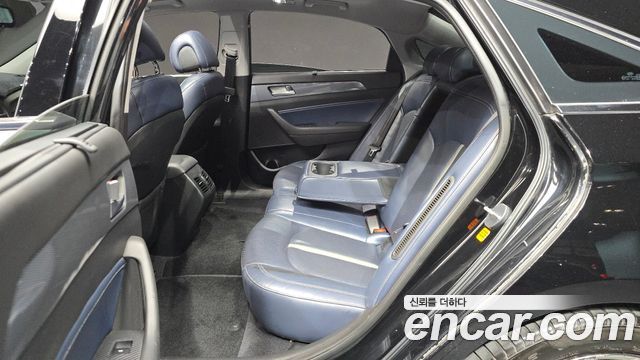 Hyundai Sonata 2016 — photo 16
