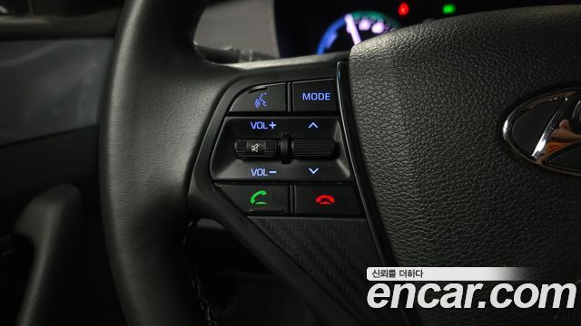 Hyundai Sonata 2016 — photo 31
