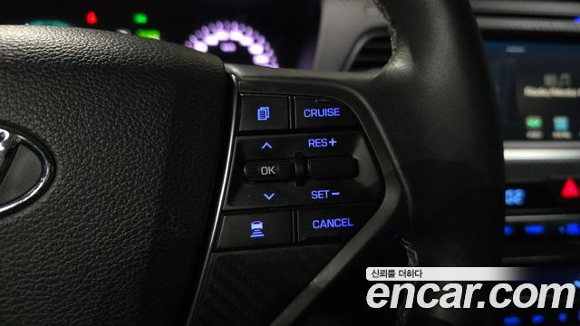 Hyundai Sonata 2016 — photo 32