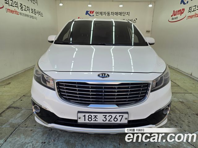 Kia Canival 2015 — photo 3