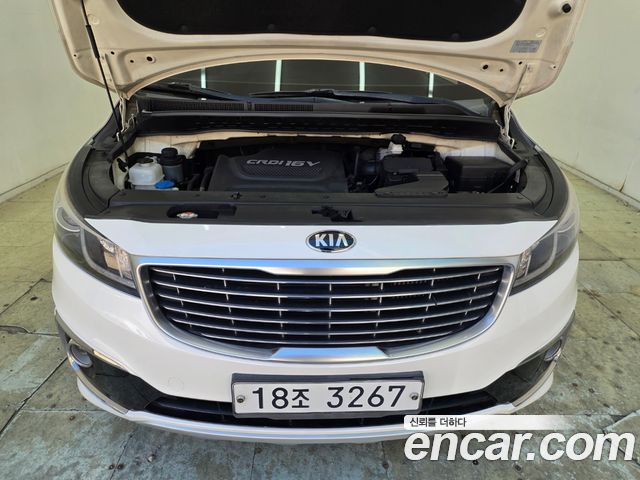 Kia Canival 2015 — photo 6