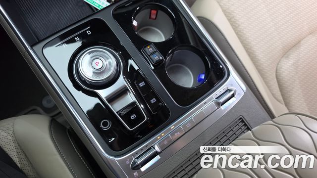 Kia Canival 2024 — photo 12