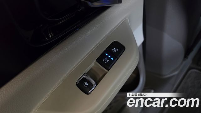 Kia Canival 2024 — photo 24