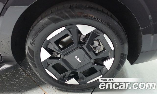 Kia Canival 2024 — photo 7