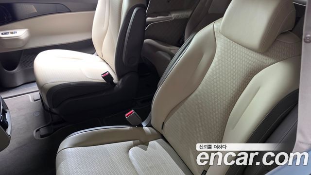 Kia Canival 2024 — photo 31