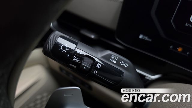 Kia Canival 2024 — photo 33