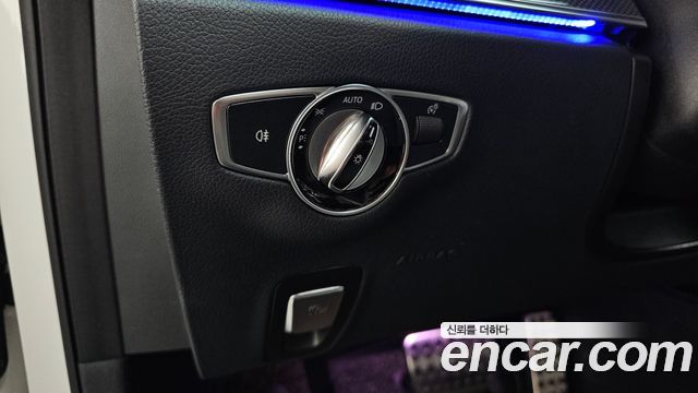 Mercedes-Benz E-Class 2018 — photo 29