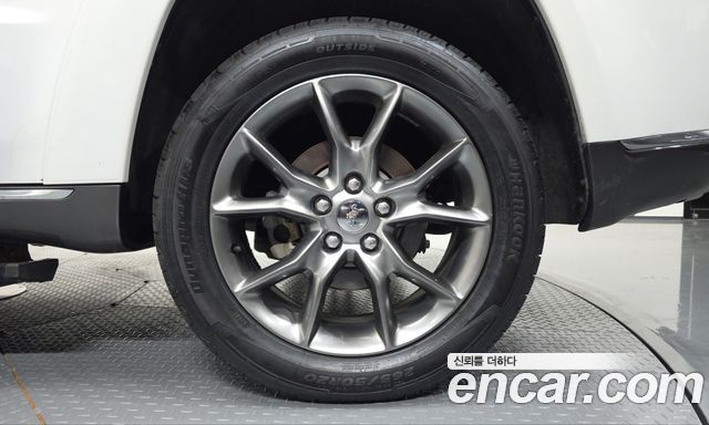 Jeep Cherokee 2015 — photo 7