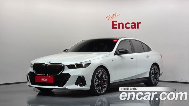 BMW i5 2024 — photo 1