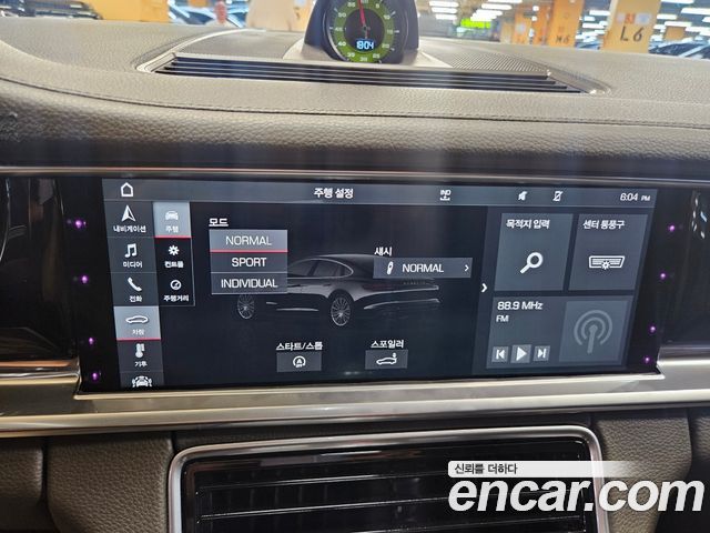 Porsche Panamera 2018 — photo 12