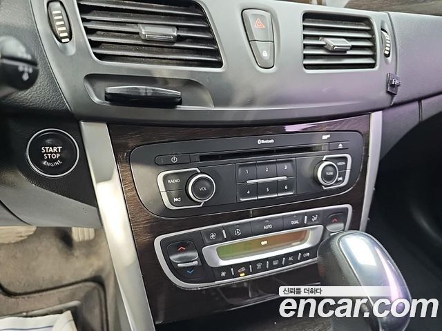 Renault Korea SM5  2015 — photo 16