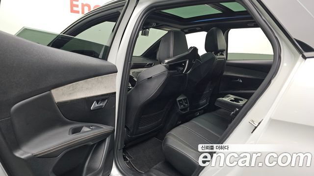 Peugeot 3008 2022 — photo 11