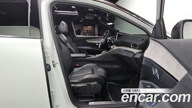 Peugeot 3008 2022 — photo 12