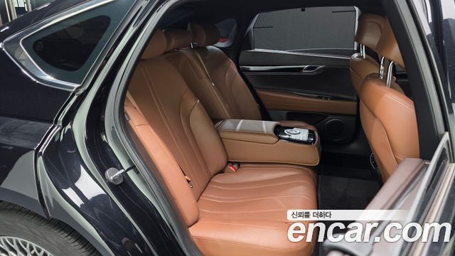 Genesis G80 2022 — photo 17
