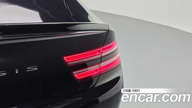 Genesis G80 2022 — photo 9